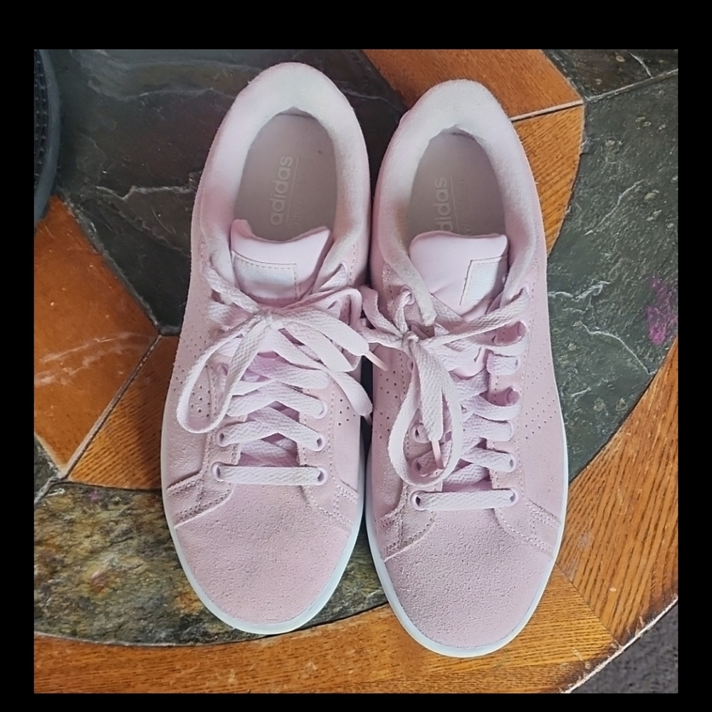 ADIDAS PINK SUEDE SIZE 8